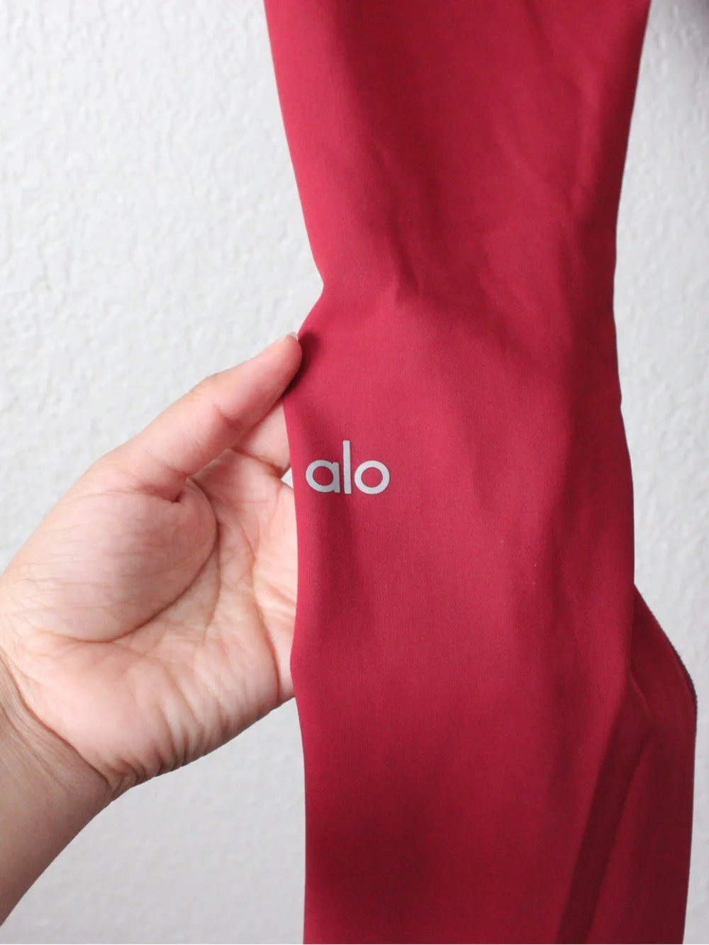 ALO Yoga High Waisted Ripped Warrior Leggings